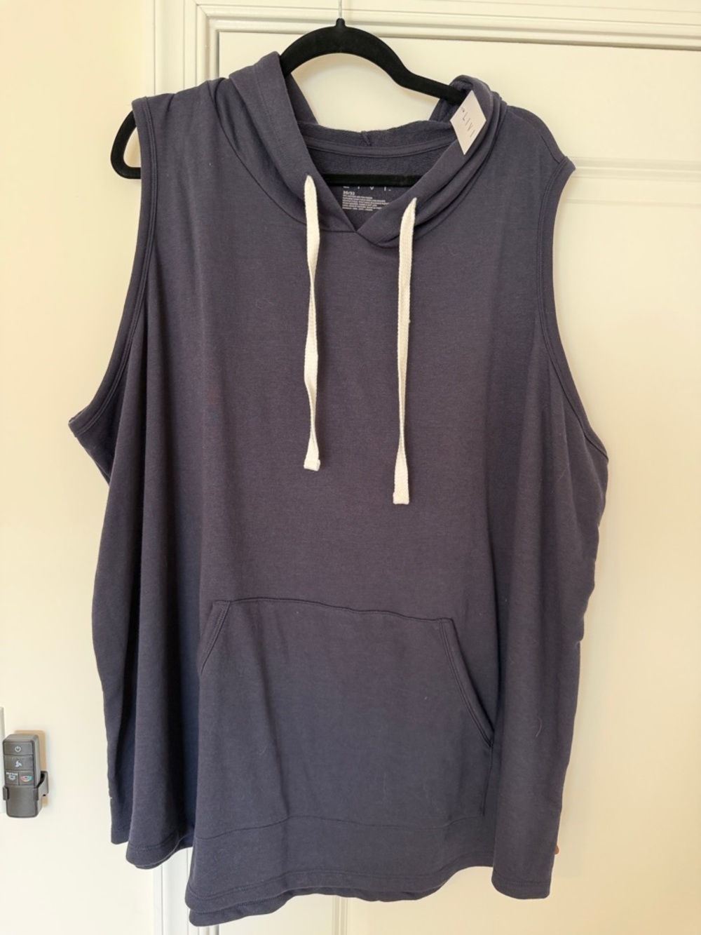 NWT Livi Active Sleeveless Hooded Tank Top - Navy